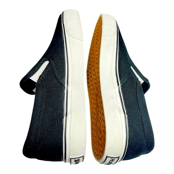 Boys Hurley Black Canvas Slip-On Size 2 Brand New No Box - Picture 3 of 7